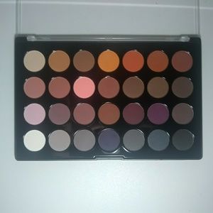2/$20 BH Cosmetics ✳️ Modern Neutrals ✳️ Palette